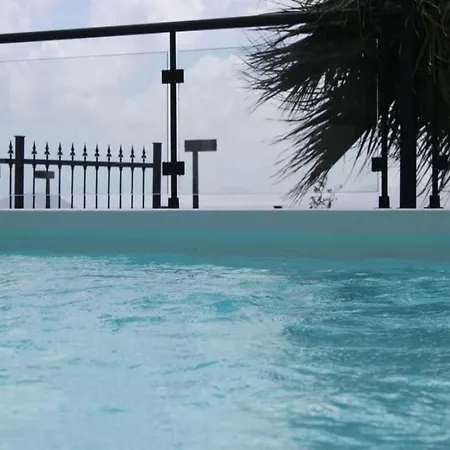 Playa Blanca Sleeps 18 Pool Wifi *