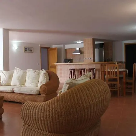 Playa Blanca Sleeps 18 Pool Wifi Villa Playa Blanca (Lanzarote)
